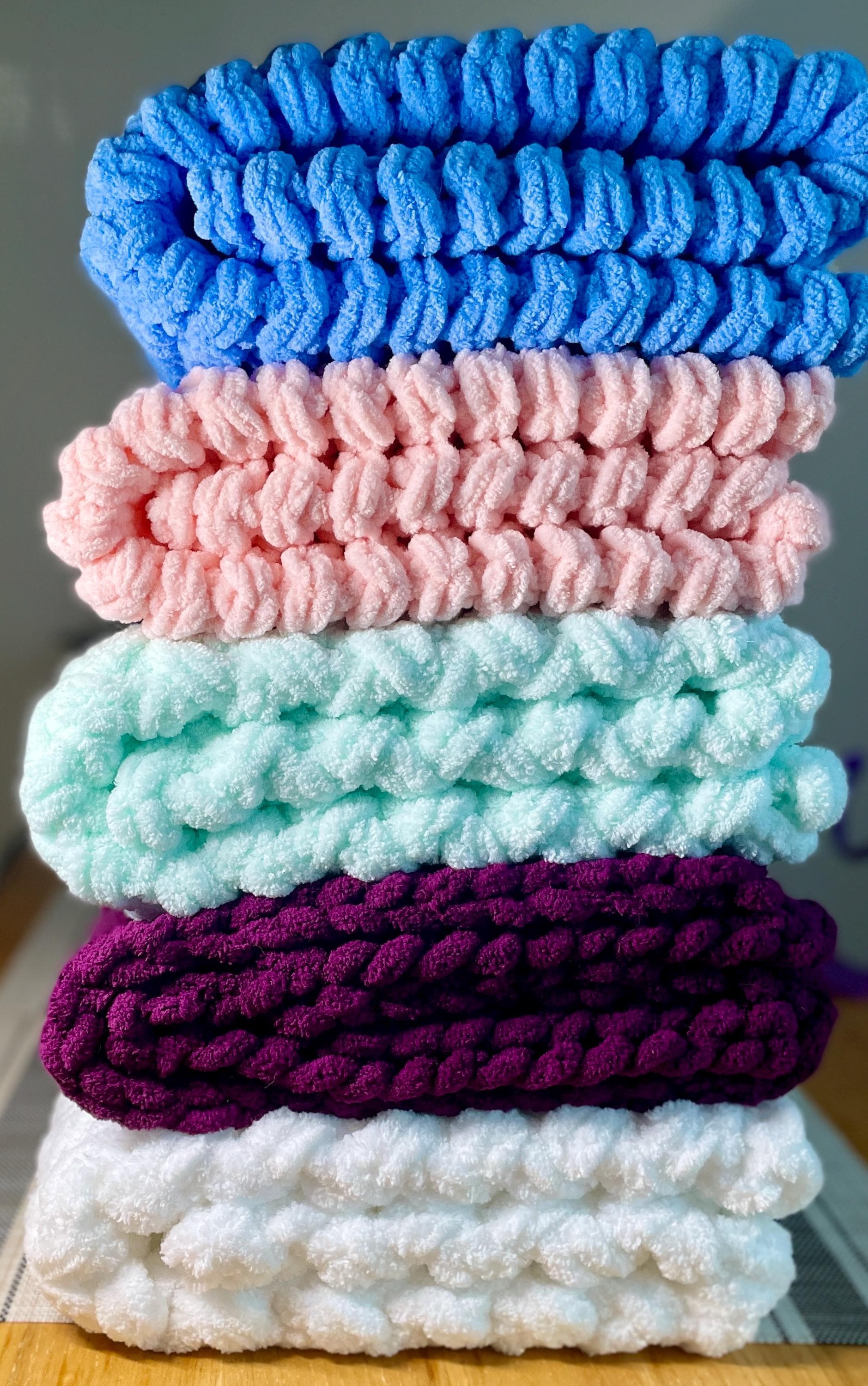 Puffy baby blankets made from antiallergic threads