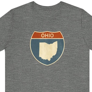 Ohio Retro, T-shirt vintage - maglietta classica da uomo, uomo, uomo, maglietta, segnaletica stradale segnaletica interstatale alpinisti, wvu, college, nuovo stato di base