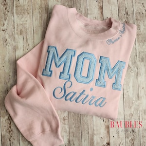 Chenille MOM Sweatshirt