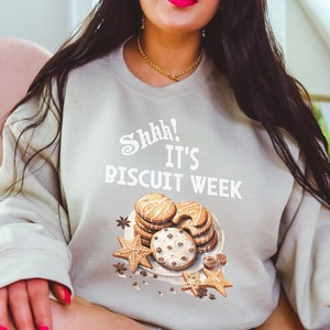 Bake Off Sweater Baker Gift, Funny Baking Gifts for Cookie Lovers, Christmas Baking Gifts Baking Show Gift, Bake Off Gift Biscuit Sweater