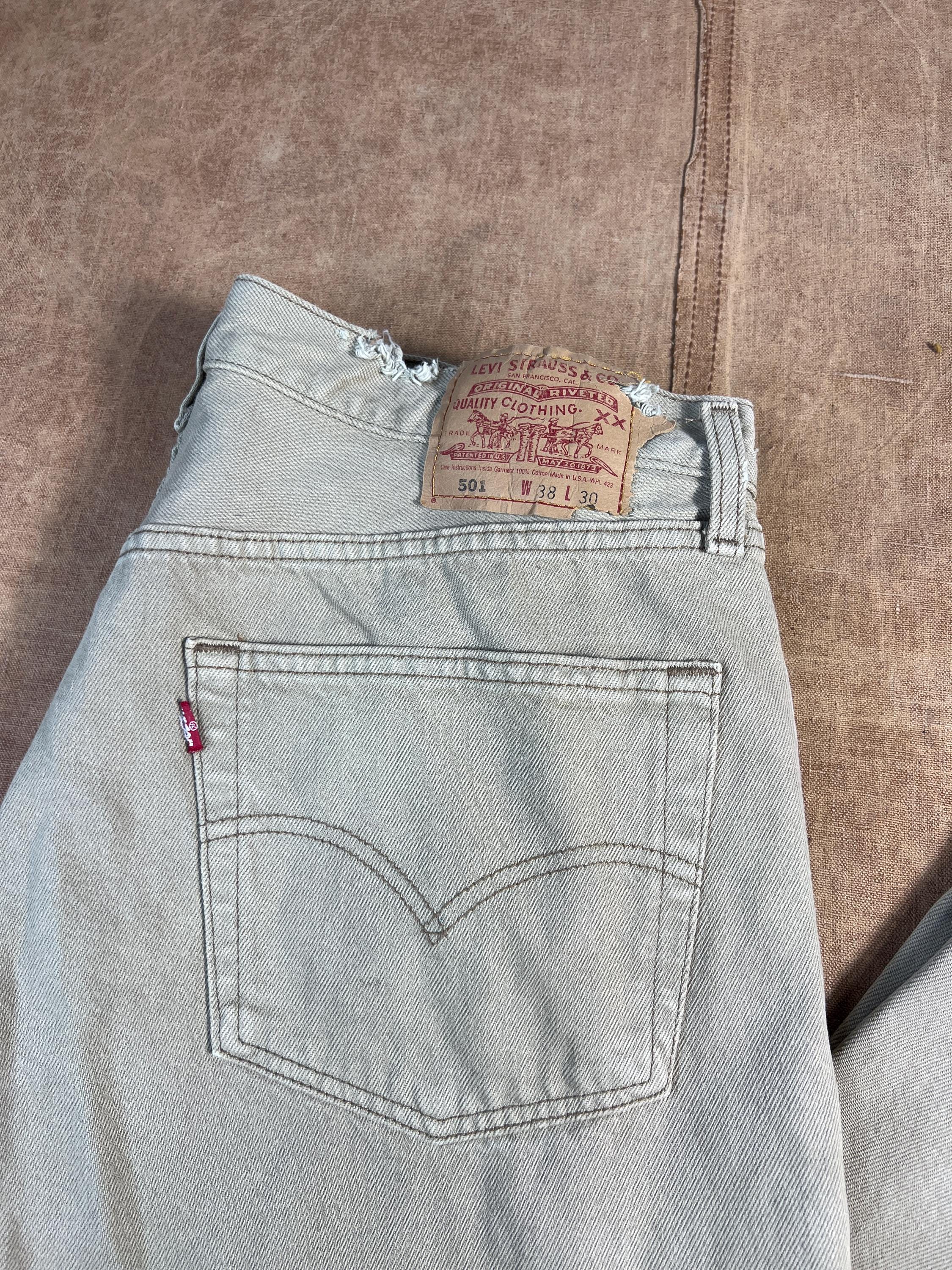 Vintage 90's Levis 501 Original Fit Red Tab Made in USA Button Fly