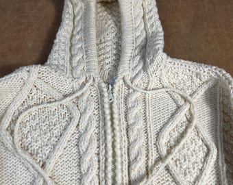 Vintage 80s Ecuador Two Pocket Chunky Cable Wool Cotton Material