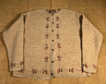 Vintage 80’s 90’s  Woolrich Cute Flower Pattern 100% Wool Material Grandma Aesthetic Brown Button Up Sweater Extra Large Women Cardigan