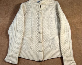 Vintage 70er Reiher Garments Zwei Taschen Zopfmuster Strickjacke Fischer Tan Button Up Strickpullover Klein