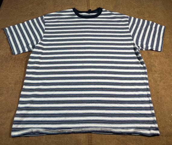 Vintage 2000's Gap Striped Pattern Basic 100% Cot… - image 1