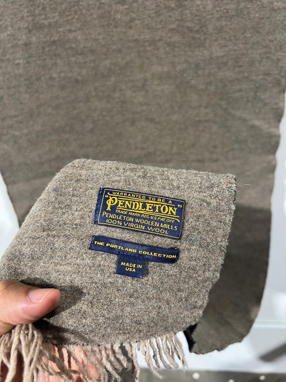 Vintage 80's Pendleton Three Pointer Virgin Wool … - image 4