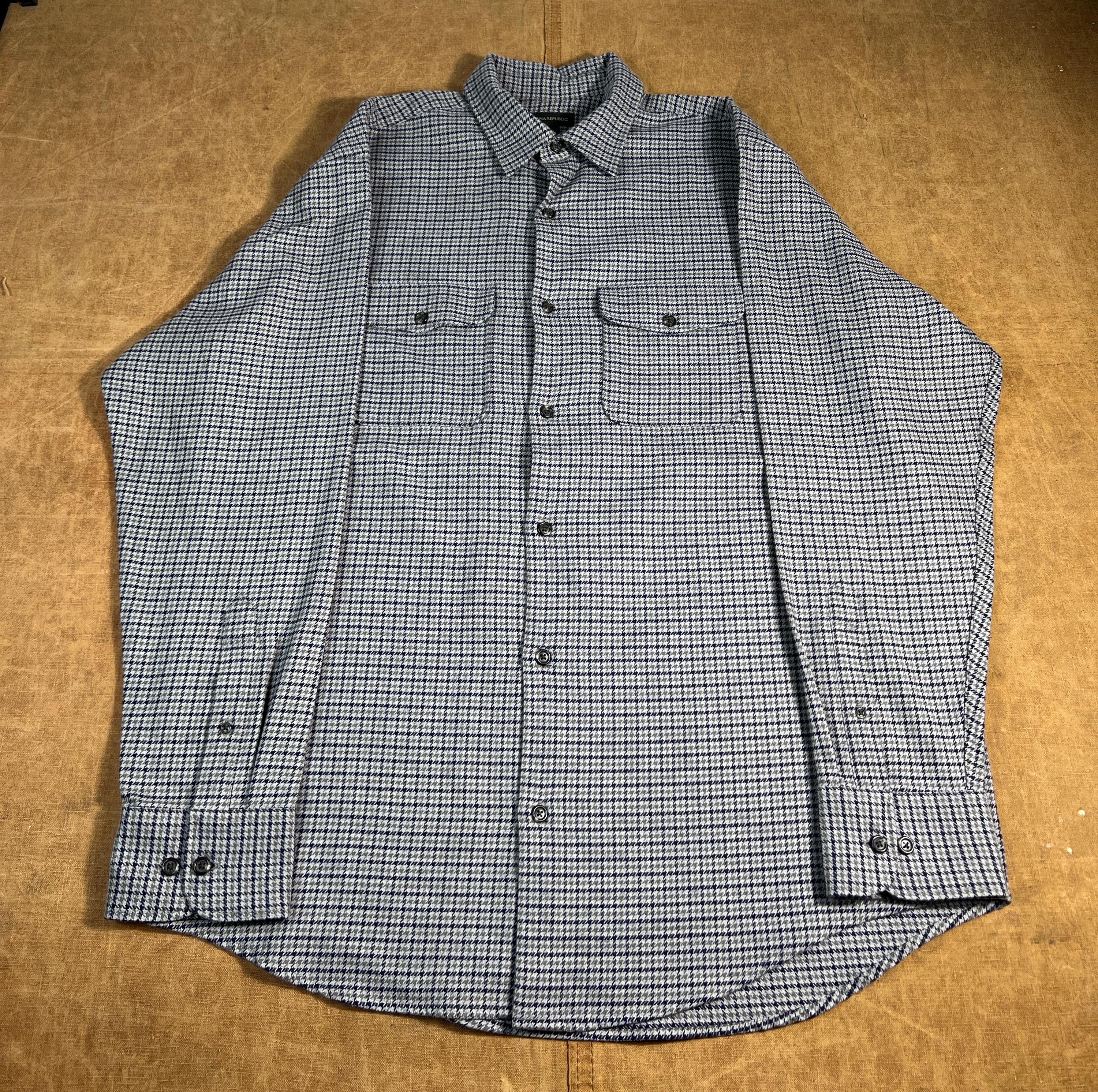 Banana Republic, Vintage 90’s Banana Republic Cotton And Wool Houndstooth Two Pocket Plaid Pattern Casual Preppy Dead Stock Button Up Shirt Large Mens