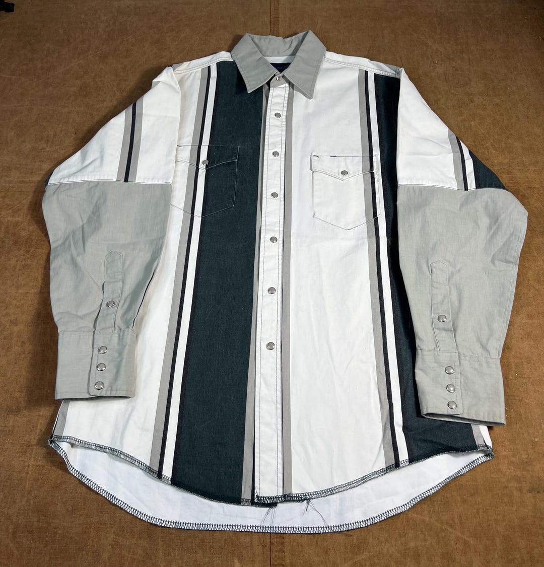 Vintage 90's Wrangler Two Pocket Stripe Down Pearl Snap Western