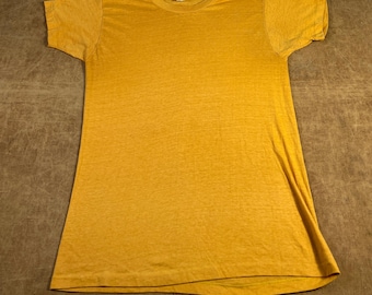 Vintage 70's Target Basic Blank Single Stitch Cotton Material Yellow T Shirt Large Paper Thin Blank tee