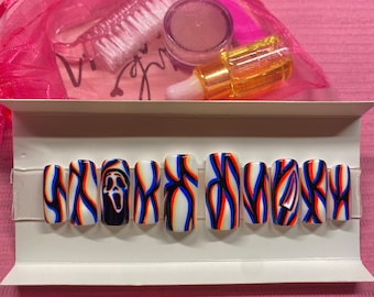Trippy Glitch Scream press on nails  (hand painted and reusable)