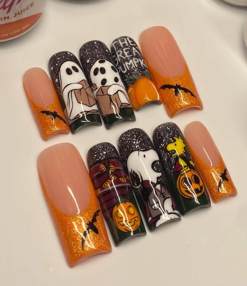 Charlie Brown Halloween press on nails  (hand painted and reusable)