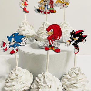 Sonic Cupcake Topper, Sonic, Cupcake Topper, Sonic the Hedgehog, Birthday cupcake topper, birthday decor, Cute Sonic, Toppers