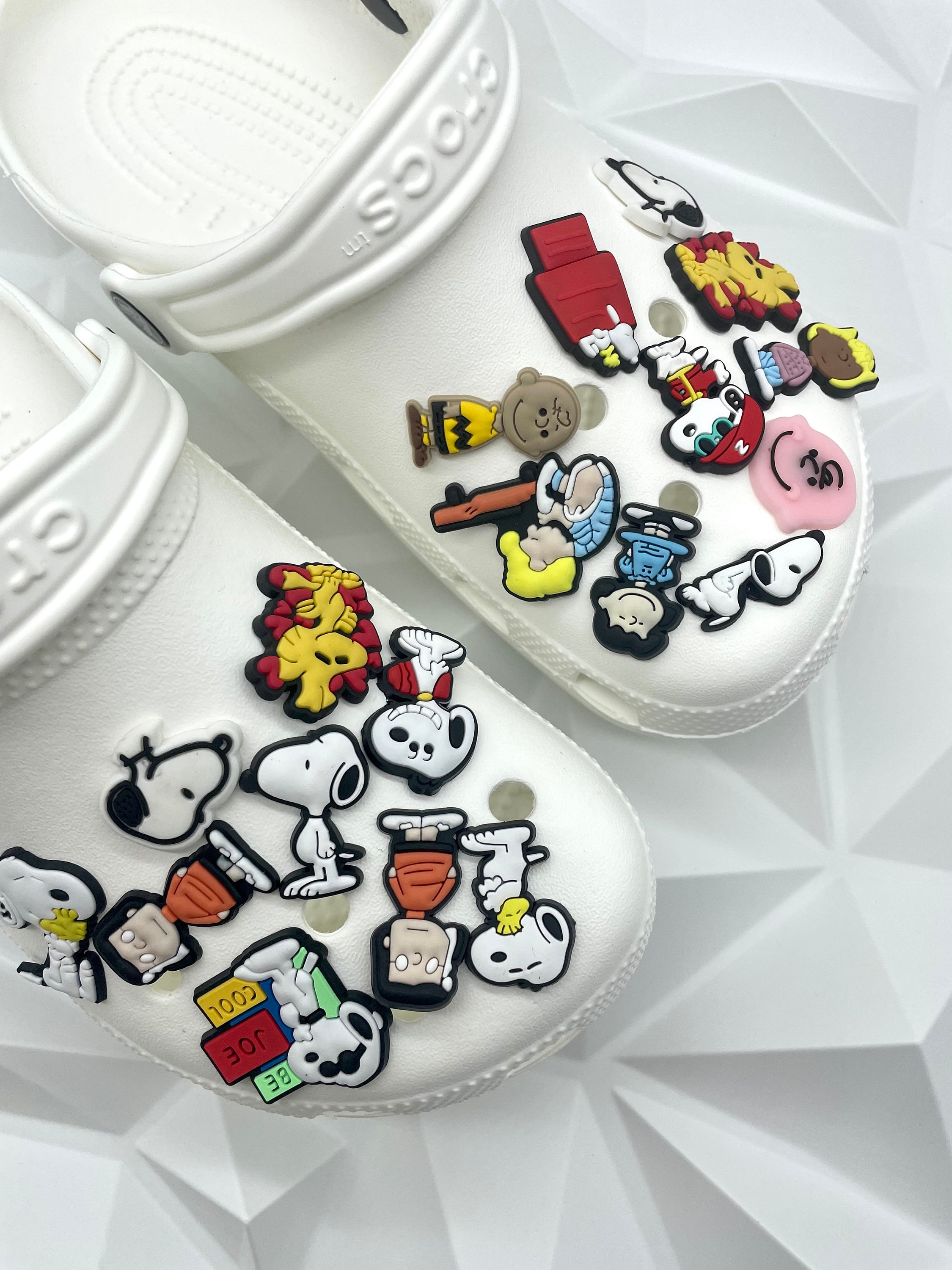 VALENTINES SNOOPY WOODSTOCK GARFIELD HEARTS AUTHENTIC JIBBITZ SHOE CHARM  CROCS