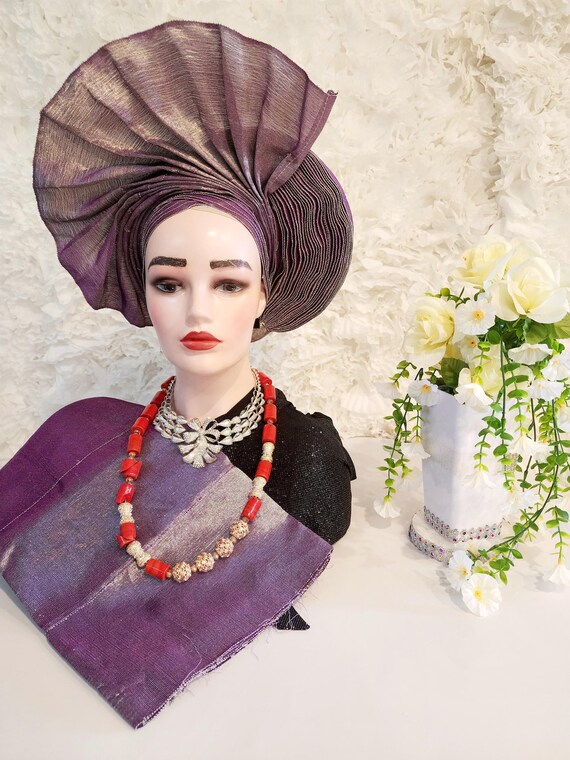 autogele headtie for wedding and special events.  Purple with tone of sliver.