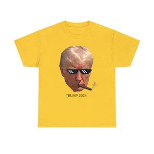 Donald Trump Mugshot T-shirt, Trump Mugshot Shirt, troefmuggenschot afbeelding 10