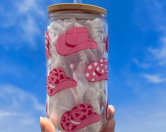 Sombrero de vaquera de 16 oz / Estampado de vaca / Nashville Vibes Libbey Glass con tapa de bambú y paja de vidrio