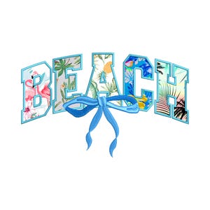 Può includere: Un fiocco blu legato attorno alla parola "BEACH" in lettere bianche con un motivo floreale tropicale.