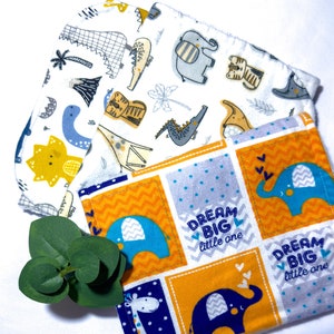 Embroidery Baby Burp Clothes -&gt; Animals and Dinosaurs Pattern... Personalized Baby Shower Gift with your txt message! Burp Rags in 3 Style!