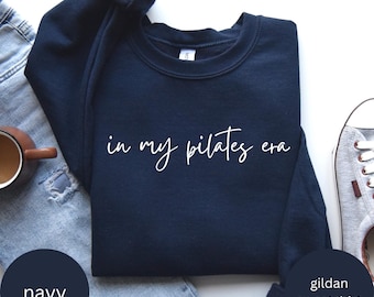 Camiseta de Pilates, regalo de Pilates, instructor de fitness, regalo para amantes del Pilates, camisetas divertidas de Pilates para mujeres, camiseta de entrenamiento de Pilates y yoga en mi época de Pilates.
