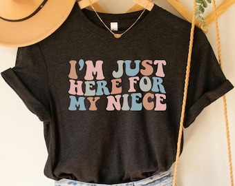 New Auntie Gifts, Aunt Shirt, Aunt Announcement, Aunt Gift, Gift From Niece, Promoted To Auntie, Favorite Aunt Sweatshirt, Auntie Outfits