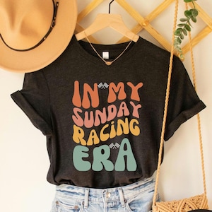 Race Day Shirt, Sunday Race Sweatshirt, Checkered Flag Sweatshirt, Sports Shirt Retro Race Shirts Weekend Racing Shirt Race Track Sweatshirt