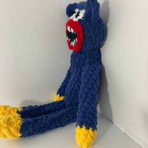 Huggy wuggy crocheted,blue huggy wuggy, stuffed huggy wuggy,safe toy, plushie huggy wuggy, plushie monster,creepy critter, scary toy, image 6