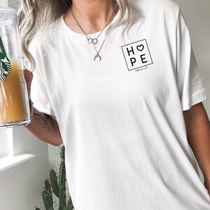 Camicia cristiana - Camicia minimalista - Camicia speranza - Maglietta cristiana - Maglietta grafica - Camicia Gesù - Maglietta biblica - Abbigliamento cristiano