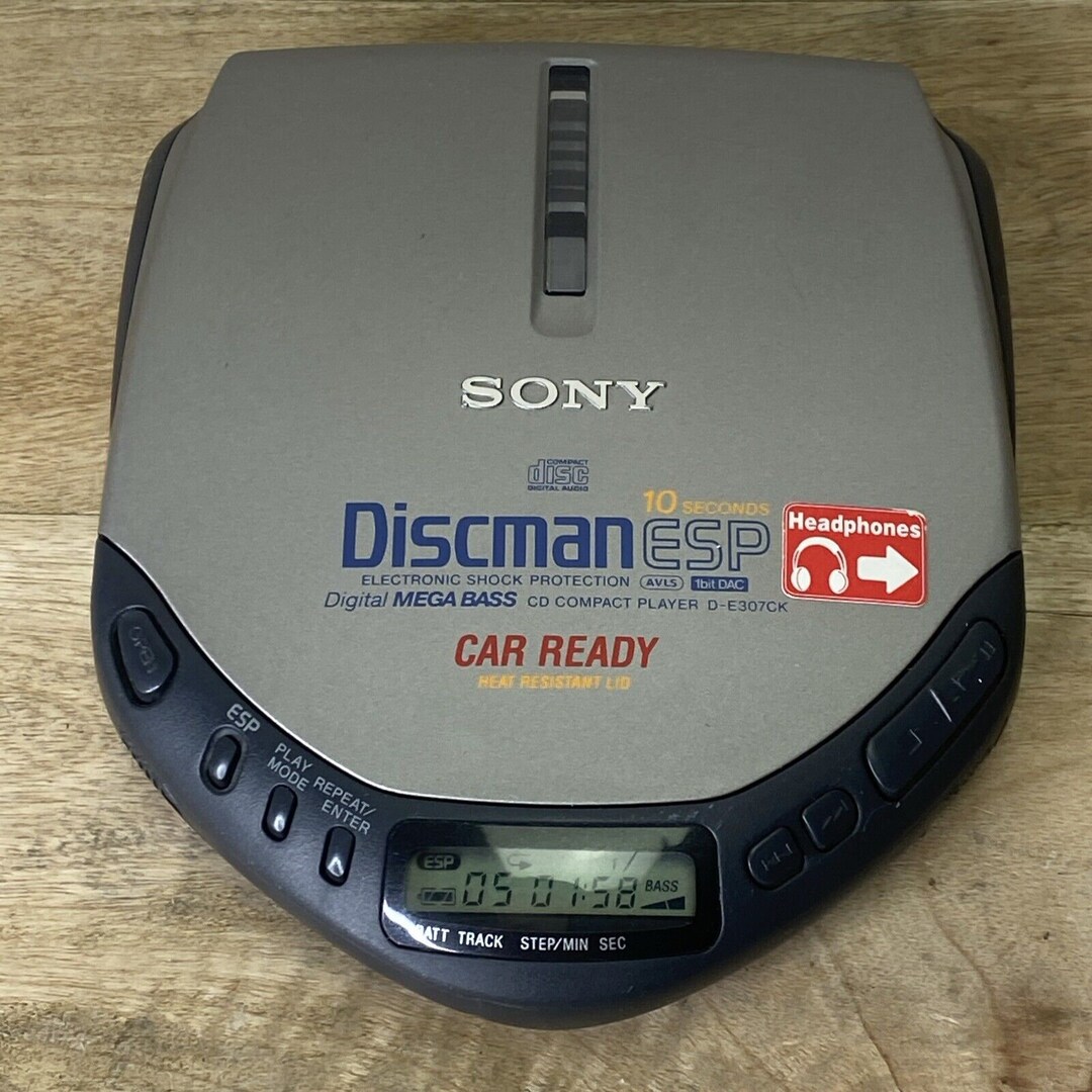 Sony Discman Walkman 1998 DE307CK ESP Mega Bass Car Ready Silver