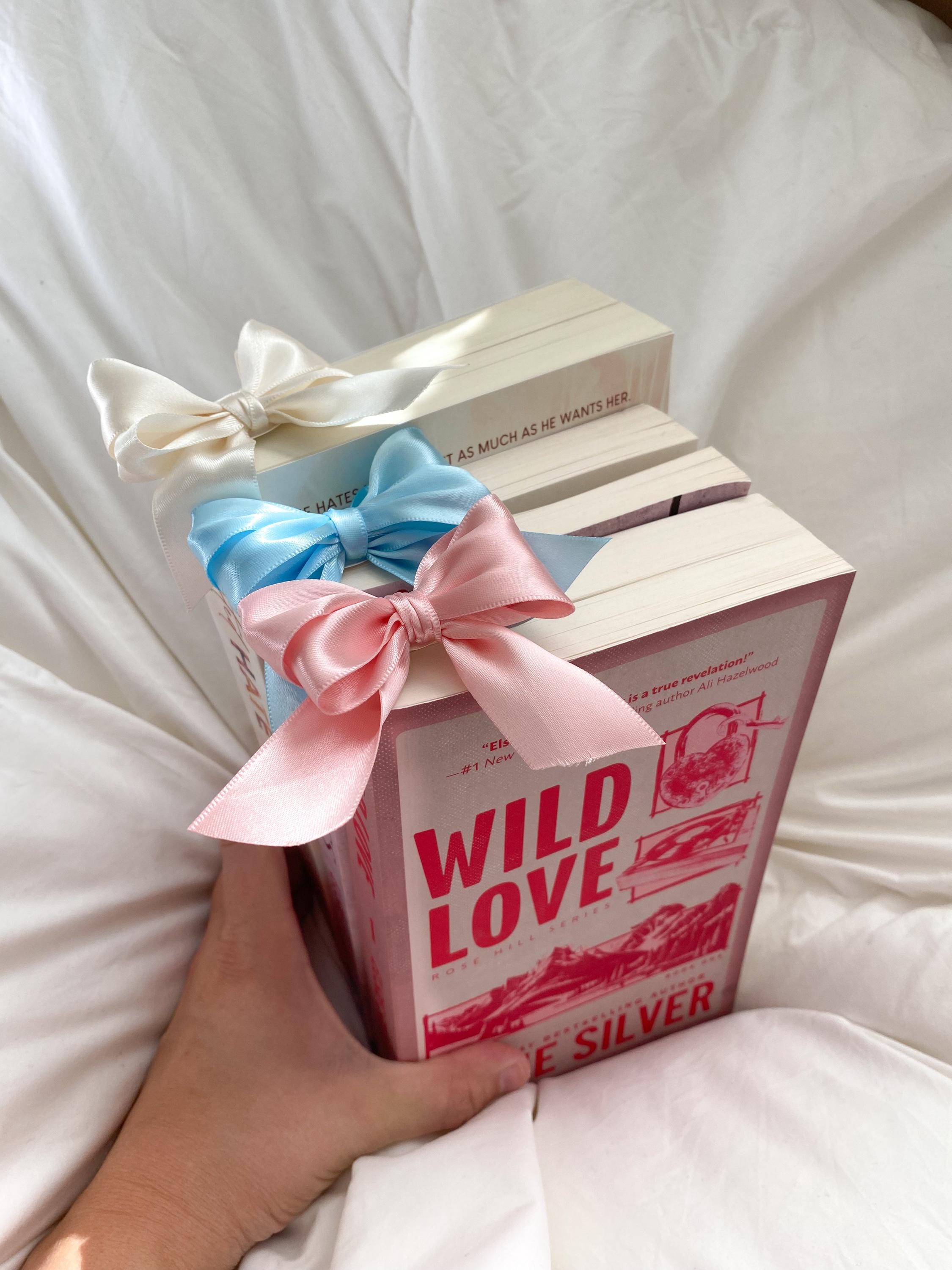 Satin Ribbon Bow Bookmark | Trendy, Coquette, Girly Gift | Pretty TikTok Booktok Trend for Bookworms, Readers, and Book Lovers | Aesthetic
