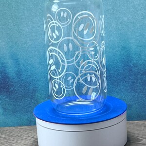 Caras sonrientes/ Vaso Libbey de lata de vidrio de 16 oz (cambio de color)