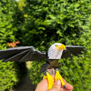 3D Printed Articulating Bald Eagle - Bald Eagle Gift - Poseable With Extending Wings