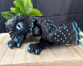 3D Printed Snow Gryphon - Articulating Claws and Wings - Custom Colors and Eyes - 11" Wingspan - 3D Printed Toy