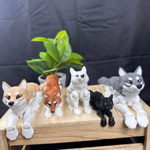 3D Printed Wolf - Flexi Wolf Poseable - Choose Your Color and Size - 3D Printed Toy