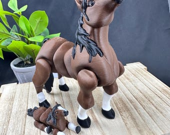 3D Printed Articulating Horse - Horse Gift - Keychain Option