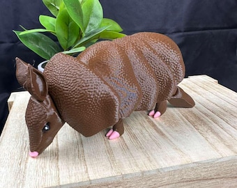 3D Printed Articulating Armadillo - Curls Into a Ball - 9” Posable Armadillo Figure - Realistic Articulated Shell - 3D Printed Toy