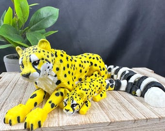 3D Printed Articulating Cheetah - Custom Sizing - Flexi Cheetah - Keychain Option - 3D Printed Toy