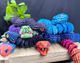 3D Printed Articulated Bush Viper - Retractable Fangs, Custom Colors and Eyes - Keychain Option - 3D Printed Toy