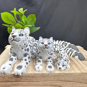 3D Printed Articulating Snow Leopards - Custom Sizing - Flexi Snow Leopard