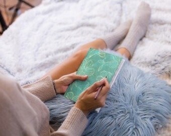 Floral Dream Journal: Green Hardcover Matte Notebook
