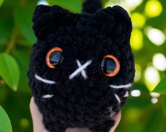 Crochet Cat Plushie: Handmade Amigurumi Kitten Toy