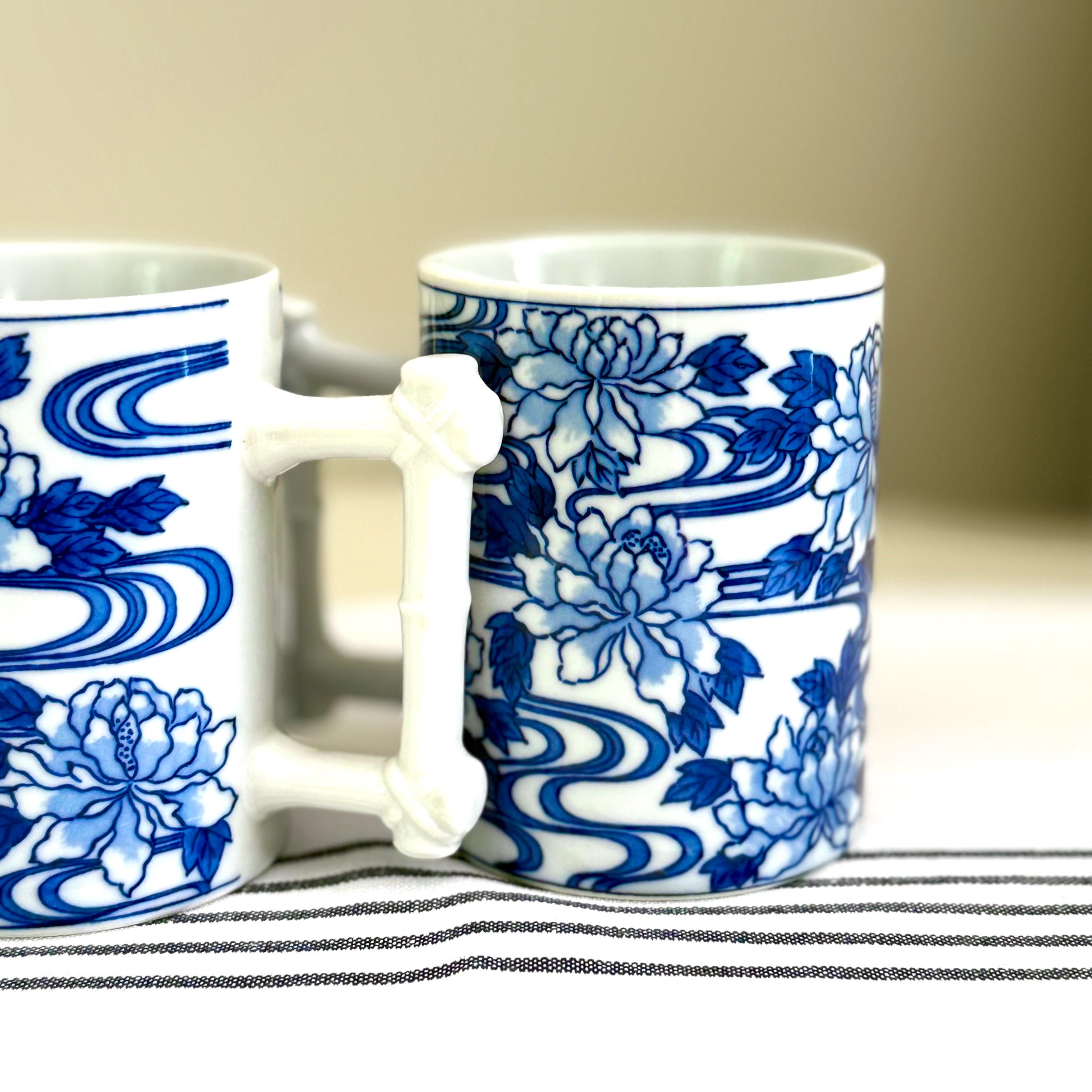 Vintage Vandor Chrysanthemums Mug – Blue & White Porcelain With