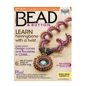 Könnte beinhalten: Ein Magazin-Cover für Bead & Button mit einer farbenfrohen Perlenkette mit einem Fischgrätenmuster. Der Titeltext lautet "Lernen Sie Fischgräten mit einer Drehung" und "Gestalten Sie Kurven und Verzierungen in CRAW".