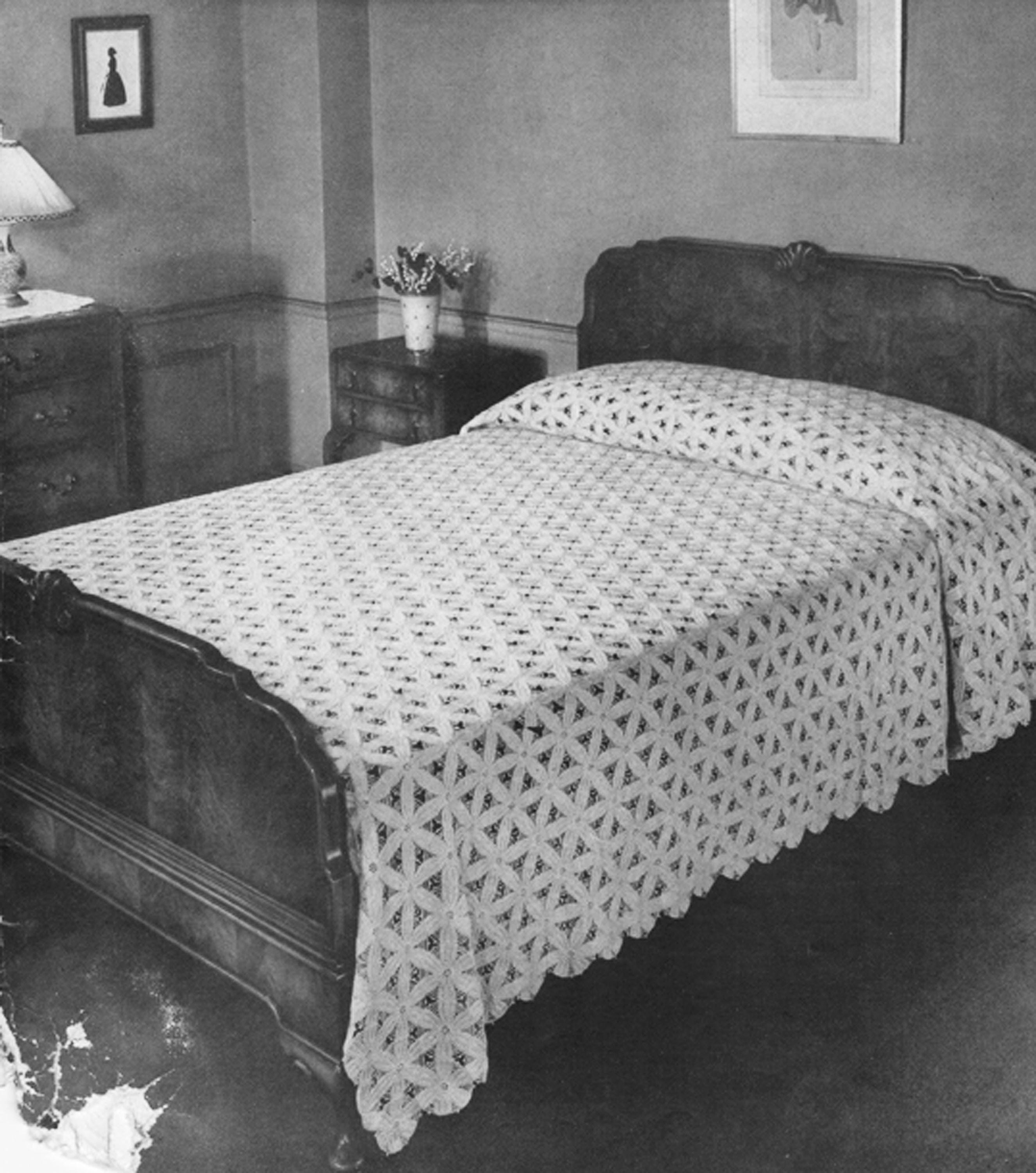 1939 Spider Wheel Bedspread Crochet Pattern