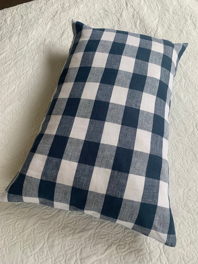 Jumbo gingham navy check linen Standard Pillowcase image 3