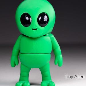 Tiny Aliens Pocket Pets | 3D Printed | Articulating Fidget Sensory Baby Outer Space Toy