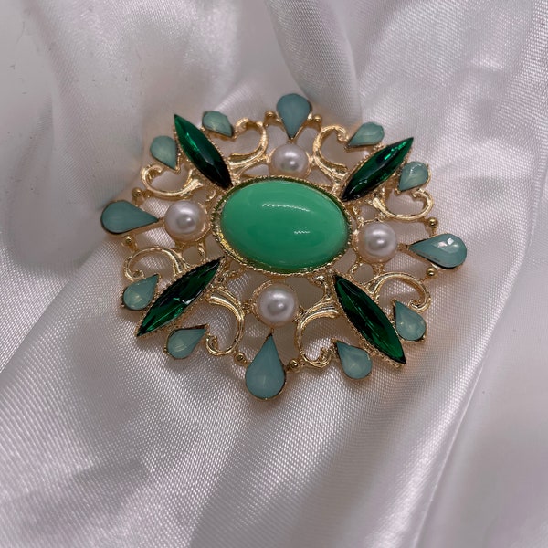 Statement floral fantasy brooch vintage in emerald and jade green and white. Baroque style. Classy brooch for women.