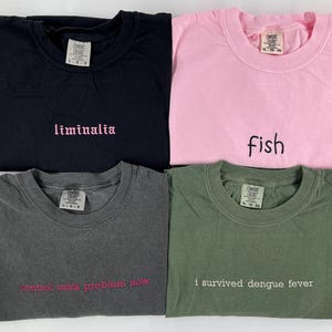 Camiseta bordada personalizada, regalo personalizado para mamá, ropa para la fiesta nupcial. imagen 5