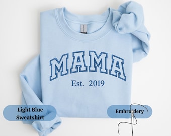 Custom Embroidered Varsity Crewneck - Embroidery Crewneck- Custom Embroidery - Personalized Sweatshirt - Embroidered Sweatshirt-Gift for mom