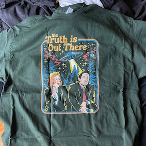 My X-Files, The truth is out there shirt, Scully and Mulder shirt image 5
