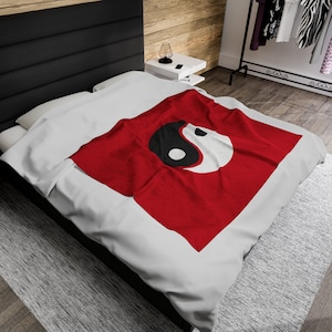 Velveteen Plush Blanket, Yin Yang